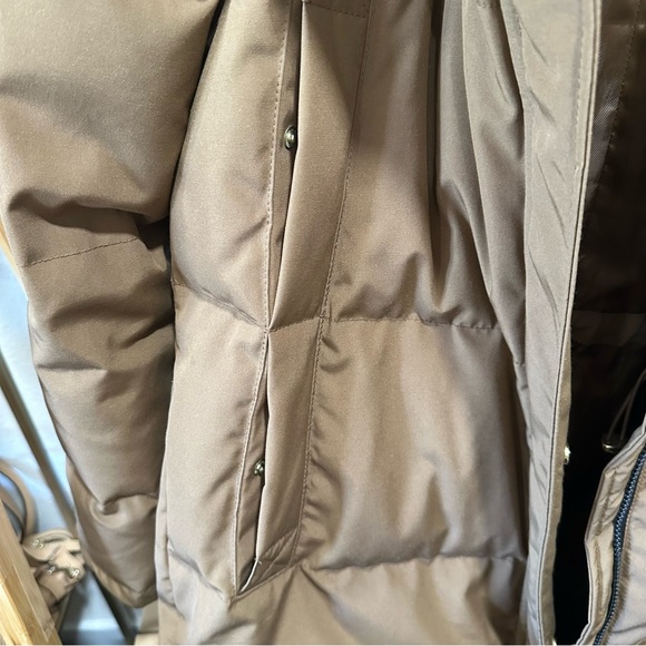 Vince Camuto puffer coat with fur hood and lining - Picture 4 of 9